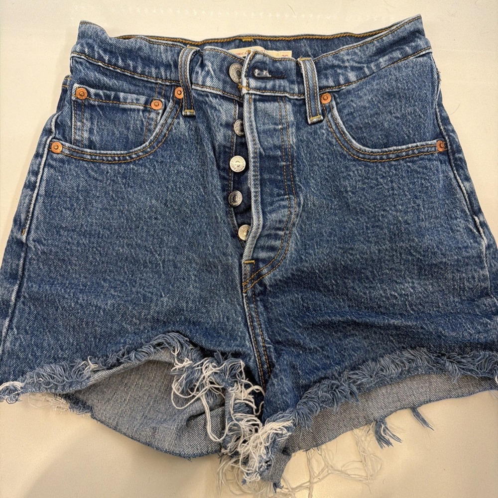 Women's Levis Ribcage Shorts Blue Denim Raw Hem High Rise Button Fly Size 26 - Picture 1 of 5